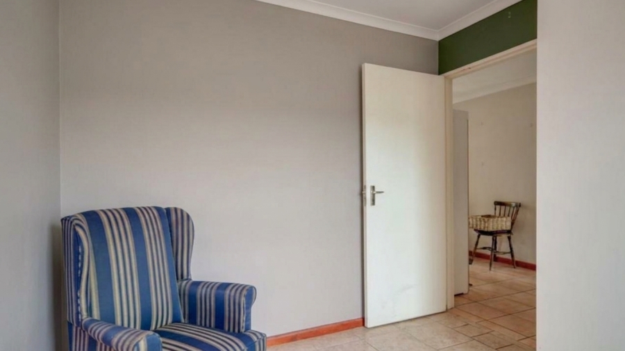 3 Bedroom Property for Sale in Milkwood Park Western Cape